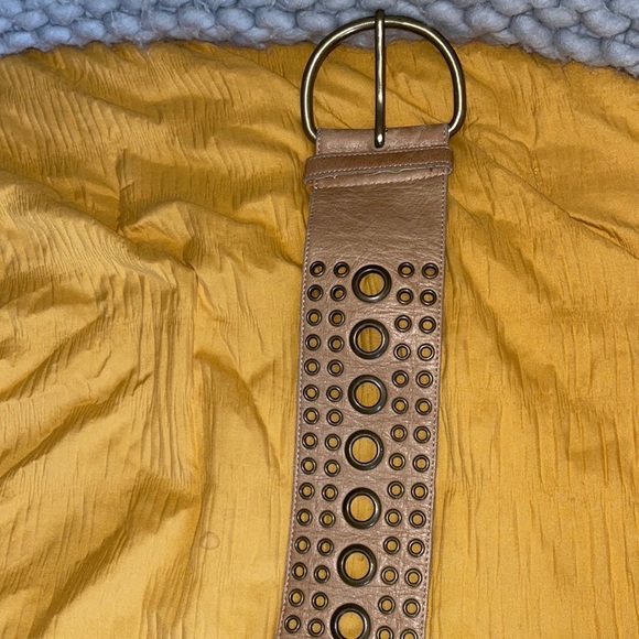 Tan Leather Belt - Picture 6 of 10